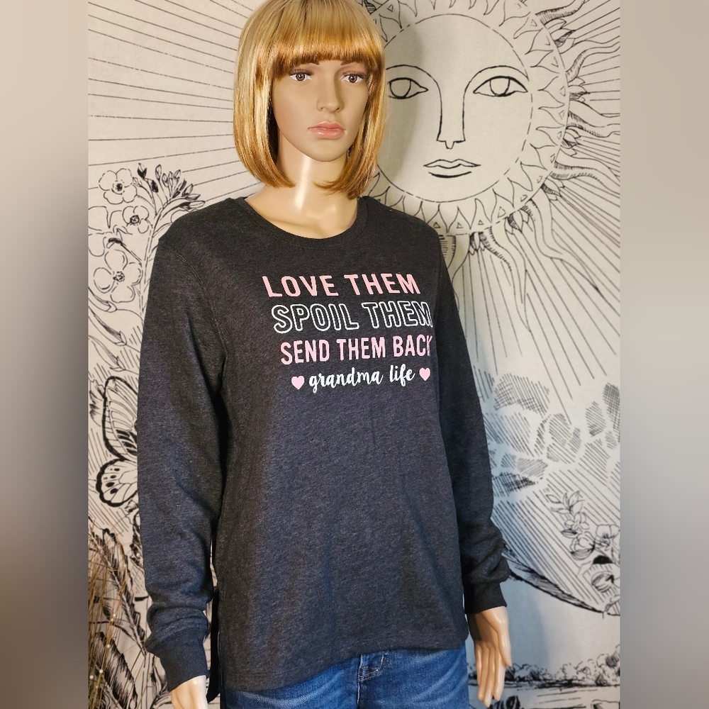 Like New Grandma Life Charcoal Gray Positive Tee Sweatshirt Sz Small
